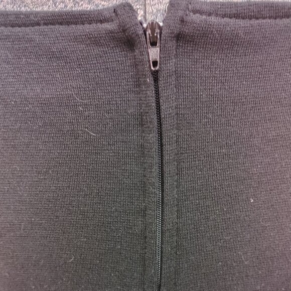 Black Knit Pencil Skirt, Size Medium - Picture 4 of 7